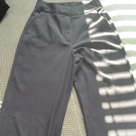 Dynamite Gray dress pants - Picture 1 of 3